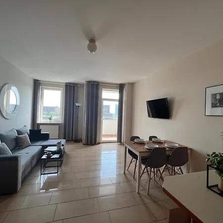 Apartment Z Widokiem Na Centrum I Darmowym Parkingiem *