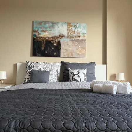 Z Widokiem Na Centrum I Darmowym Parkingiem Apartman *