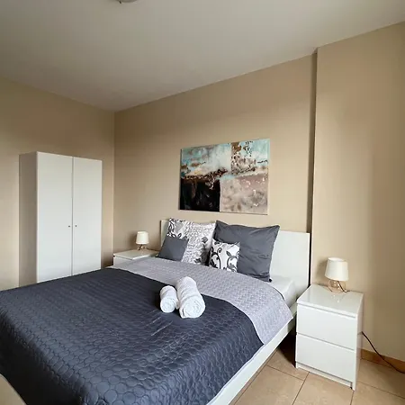 Z Widokiem Na Centrum I Darmowym Parkingiem *